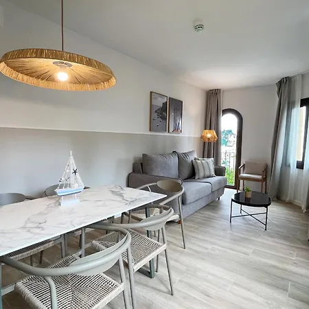 Feelathome Vil-la Romana Aparthotel Tossa de Mar