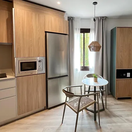 Feelathome Vil-la Romana Apart-hotel Tossa de Mar