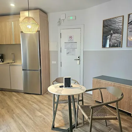 Feelathome Vil-la Romana Apart-hotel 3*