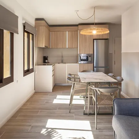 شقة فندقية Feelathome Vil-la Romana 4*