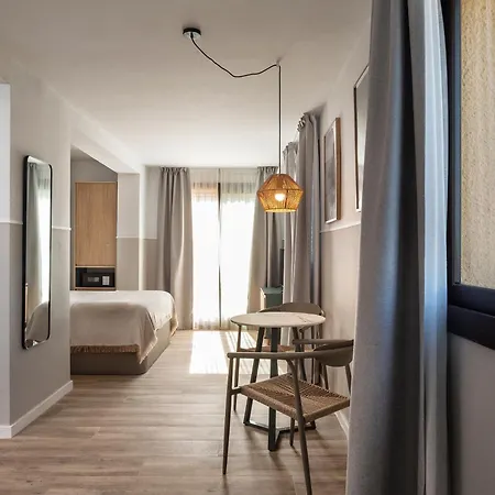 شقة فندقية Feelathome Vil-la Romana 4*