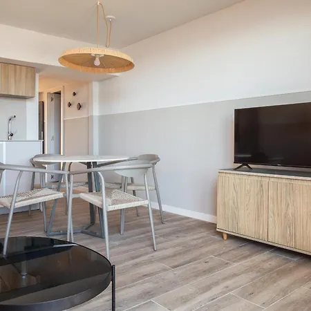 Feelathome Vil-la Romana شقة فندقية 4*