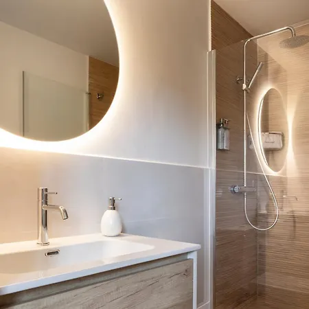 Feelathome Vil-la Romana شقة فندقية 4*