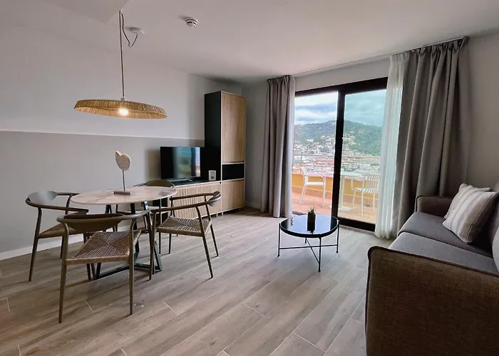 Feelathome Vil-la Romana 3* 또사데마르