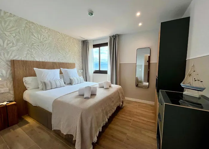 Feelathome Vil-la Romana 3* 또사데마르