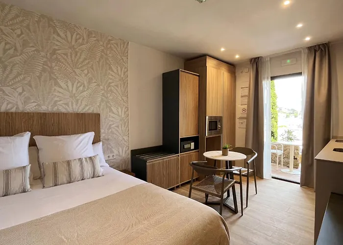 Feelathome Vil-la Romana 4*