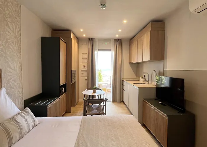 Feelathome Vil-la Romana Ξενοδοχείο με διαμερίσματα Τόσα ντε Μαρ