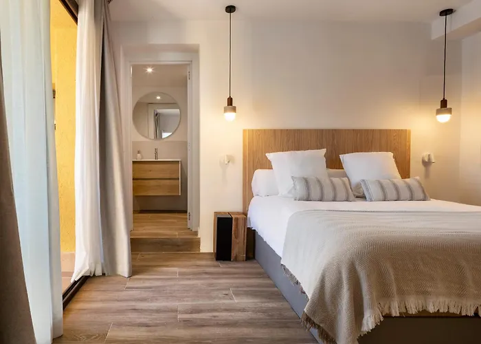 Ξενοδοχείο με διαμερίσματα Feelathome Vil-la Romana