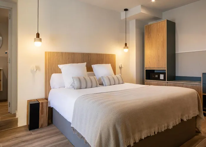 Ξενοδοχείο με διαμερίσματα Feelathome Vil-la Romana