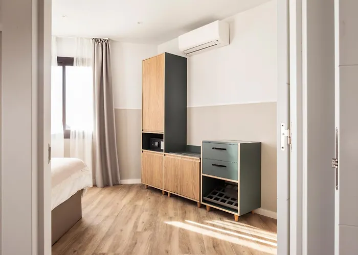 Ξενοδοχείο με διαμερίσματα Feelathome Vil-la Romana